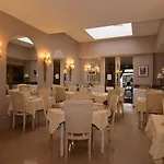 Dandy Centre 3*