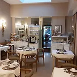 Hotel Dandy Centre 3*