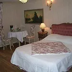 Dandy Centre Hotel 3*