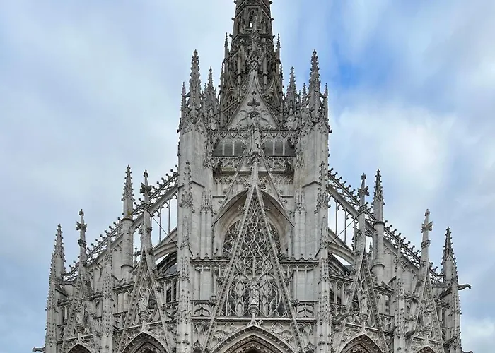 Hotel Dandy Centre 3*