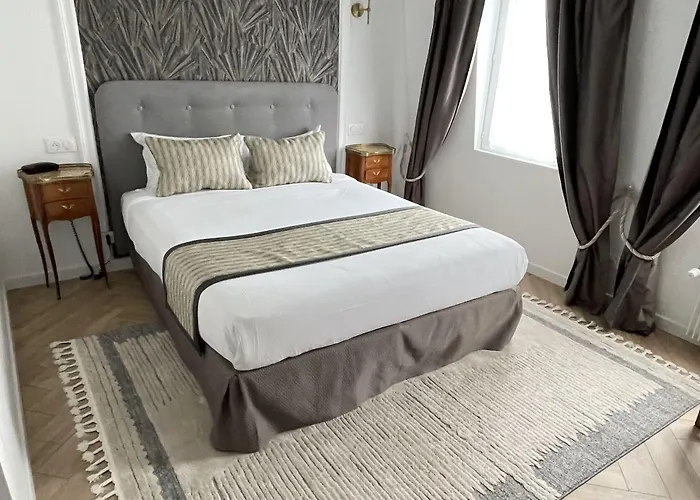 鲁昂中心丹迪酒店 3*