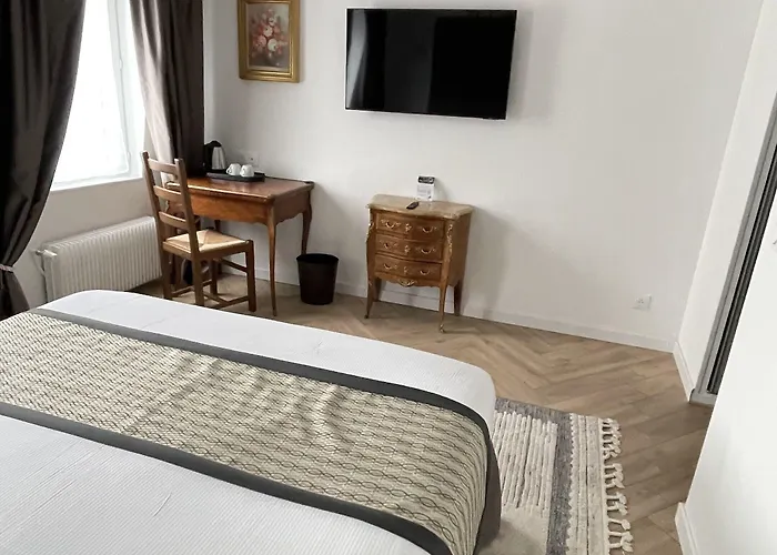 Hotel Dandy Centre 3*