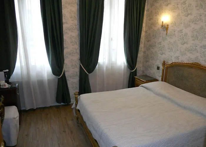 Hotel Dandy Centre Rouen